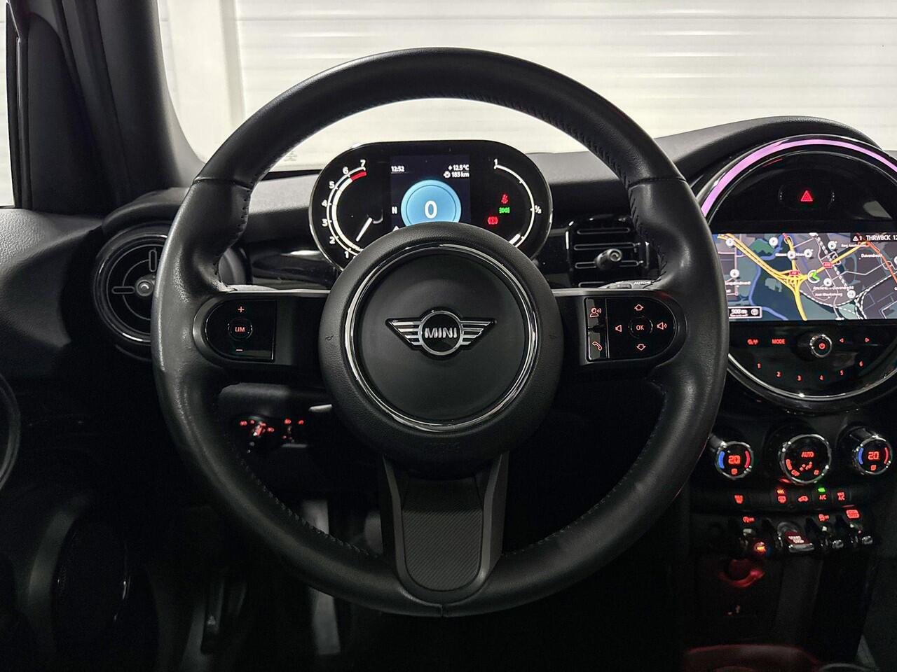 Mini COOPER 5-deurs 1.5 Classic