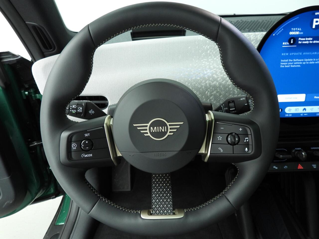 Mini COOPER E Favoured M 40.7 kWh