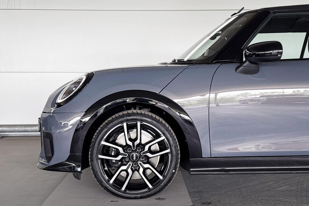 Mini COOPER Cabrio 2.0 C John Cooper Works M | Selections | Pakket M