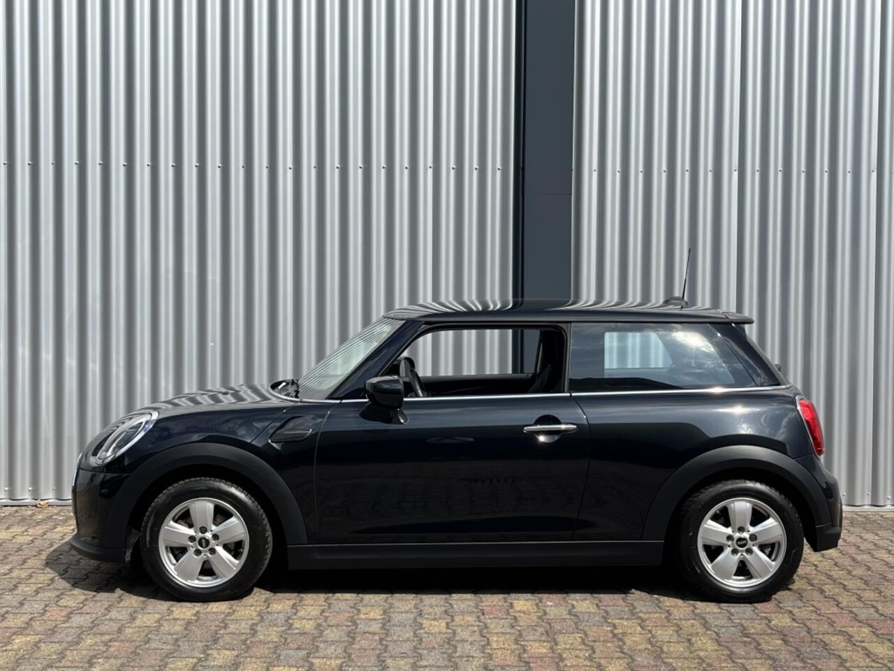 Mini COOPER Mini 1.5 136PK | Navigatie | Climate Control