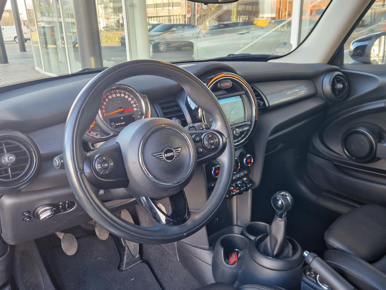 Mini COOPER Mini 1.5 Chili Navi LED Keyless Stoelverwarming voorruitverwarming