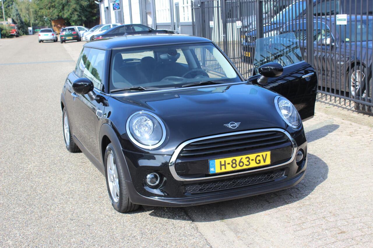 Mini COOPER Mini 1.5 Navigatie, 136PK!