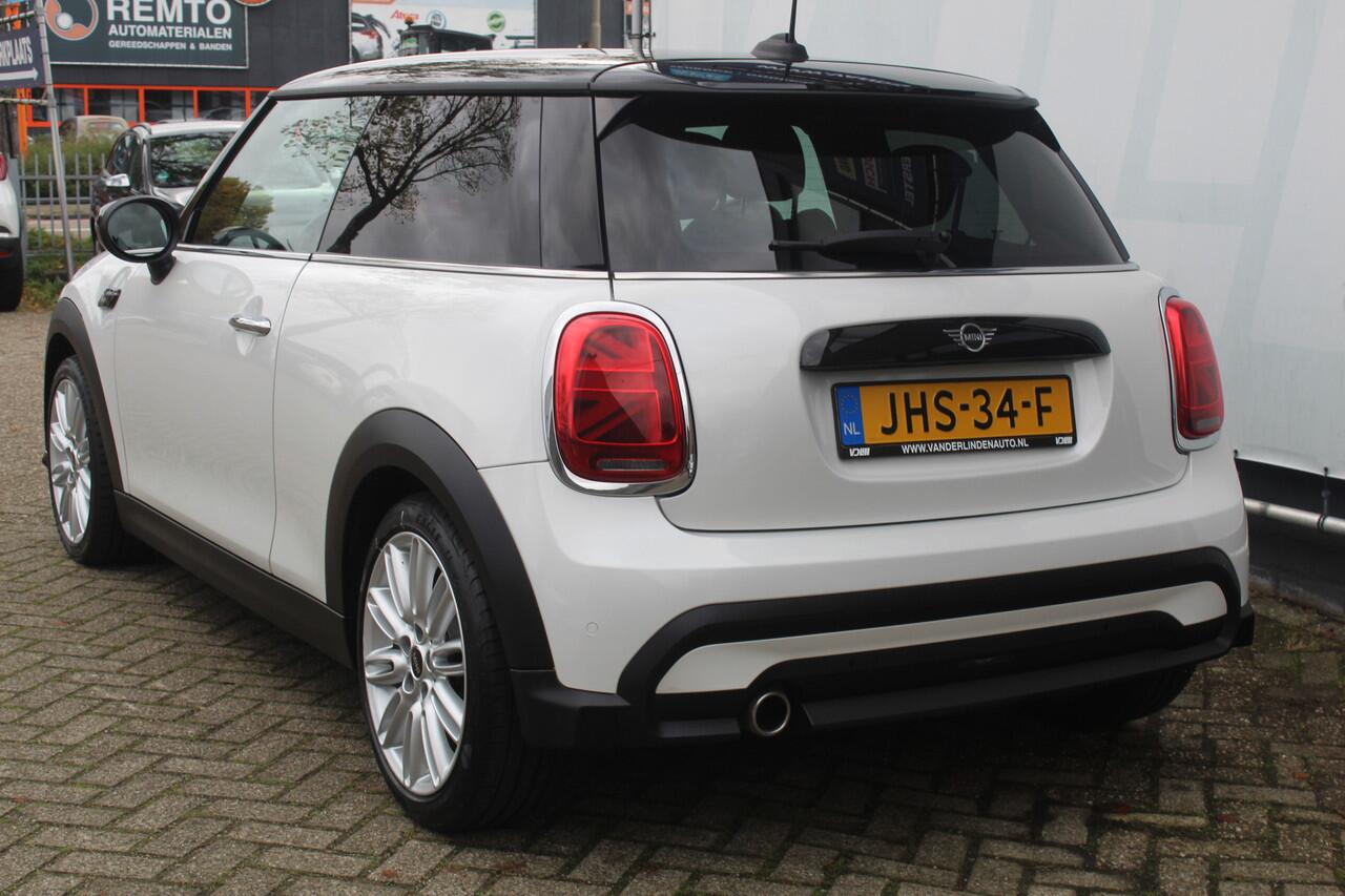 Mini COOPER Mini 1.5 Camden Go Edition Stoelverwarming l Apple carplay/ Android auto l Cruise control l Sfeerverlichting VDL auto