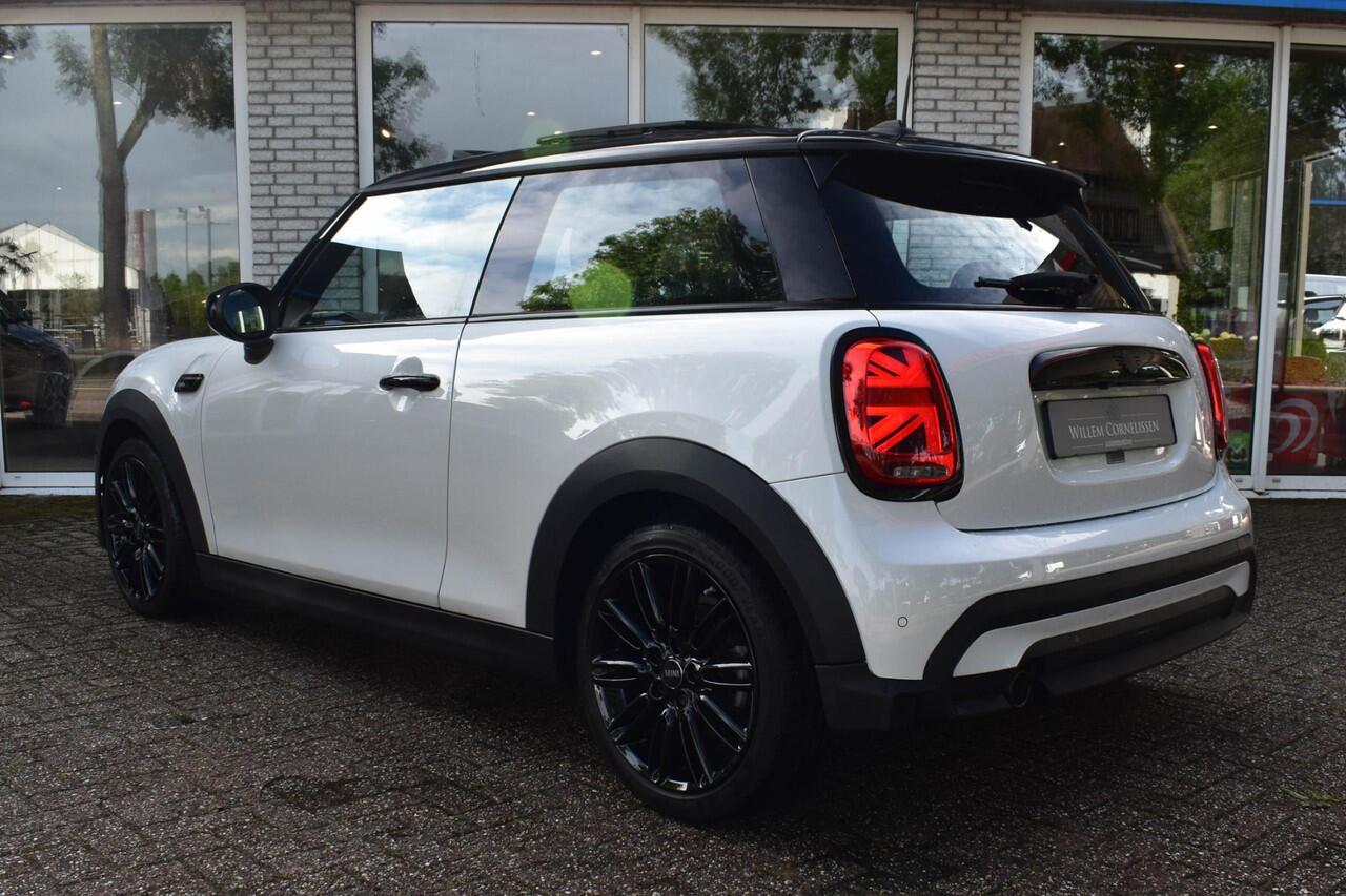 Mini COOPER Mini 1.5 Aut. Camden Pano Leder Camera Nav