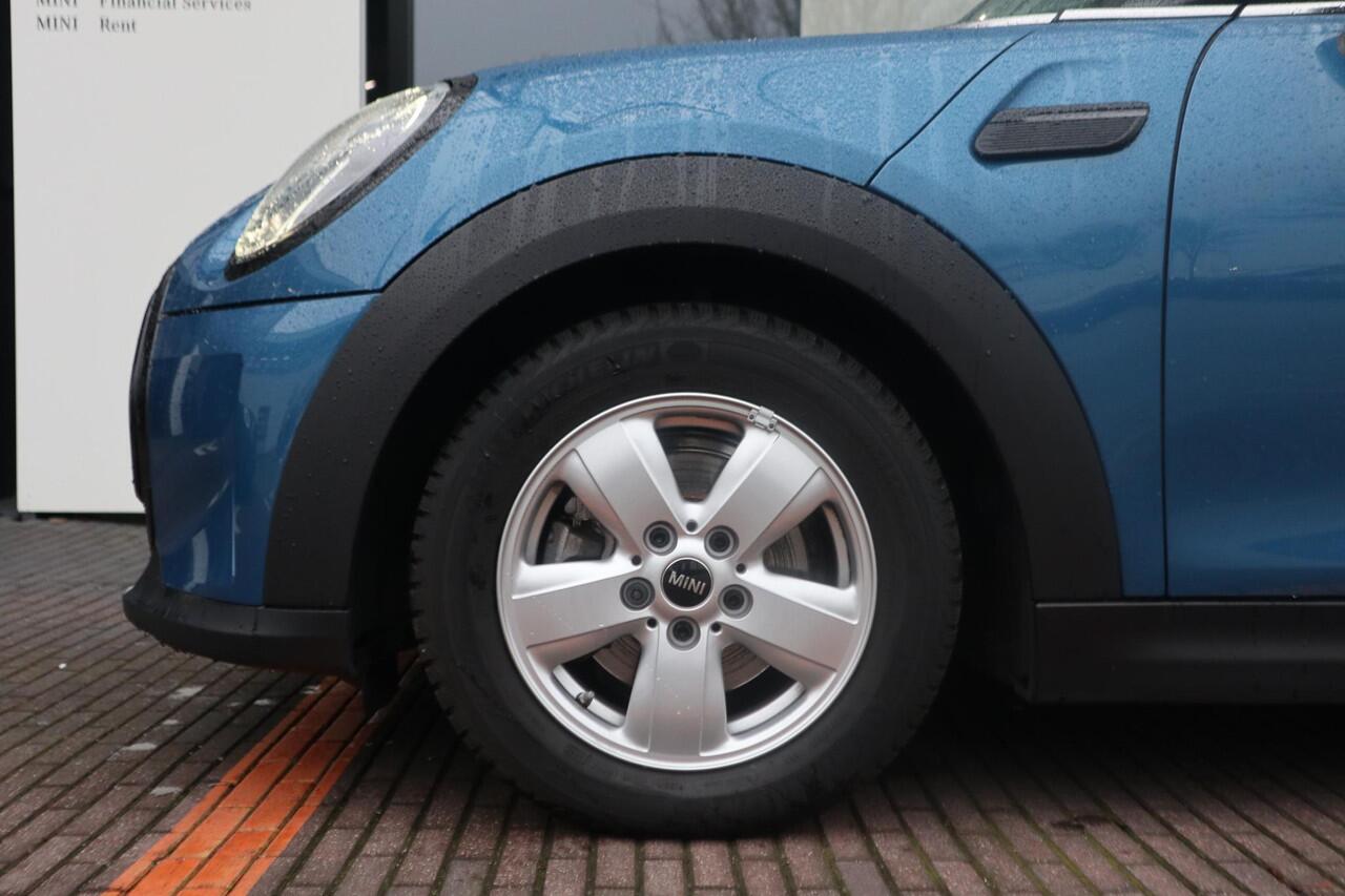 Mini COOPER 3-Deurs | Leder | Achteruitrijcamera | Panoramadak | Comfort Acces