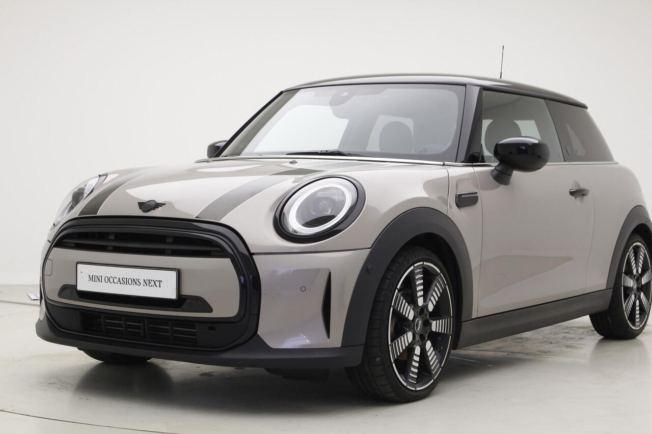 Mini COOPER 3-deurs 1.5 MINI Yours | Panorama | Harman Kardon | Active Cruise Controle "| Leder