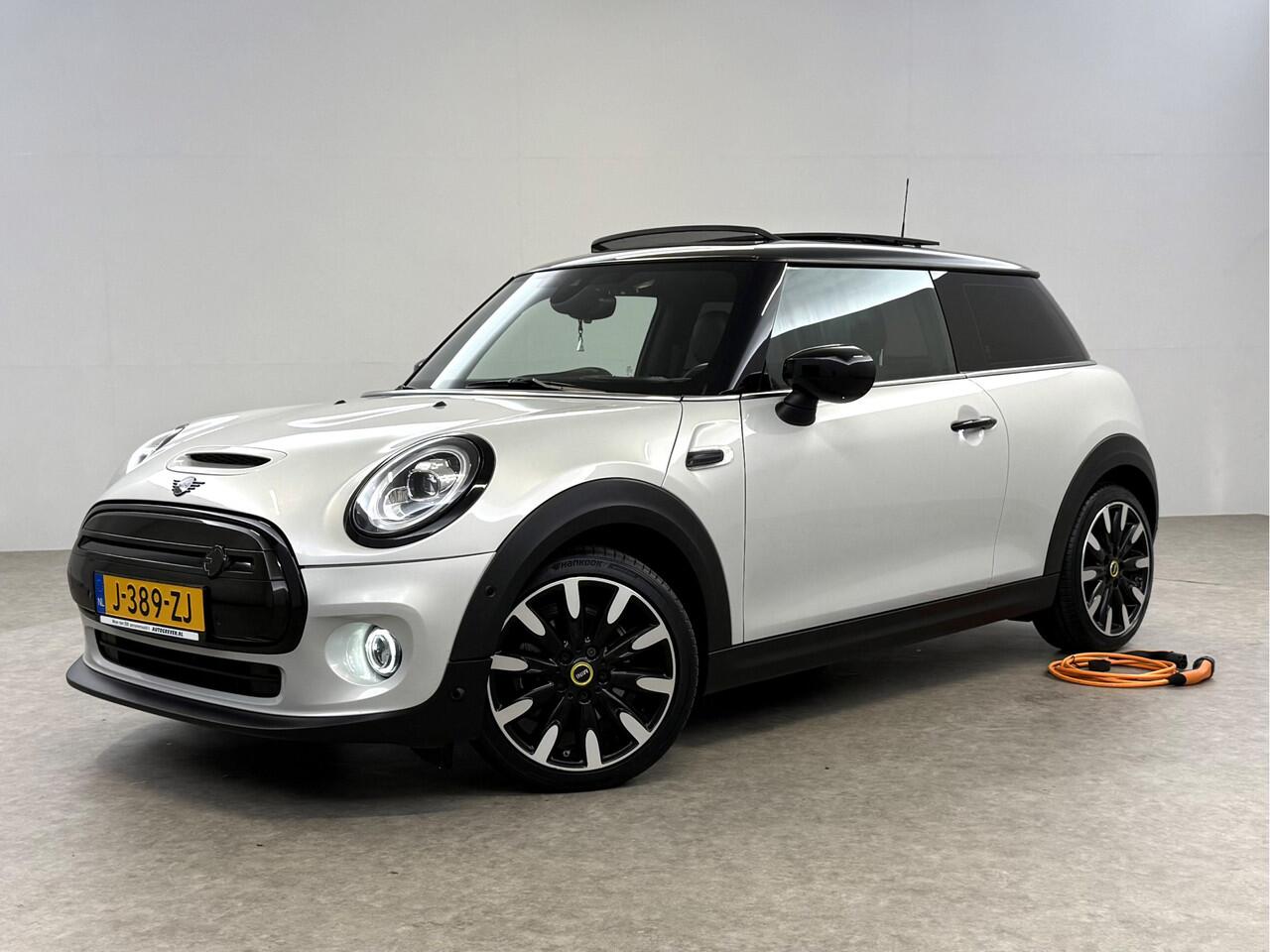 Mini COOPER Yours 33 kWh | SOH 92% | Snelladen | Pano | H/K | Sfeer | HuD | Virtual | Camera | Carplay | Stoelverw. | Keyless | NAP