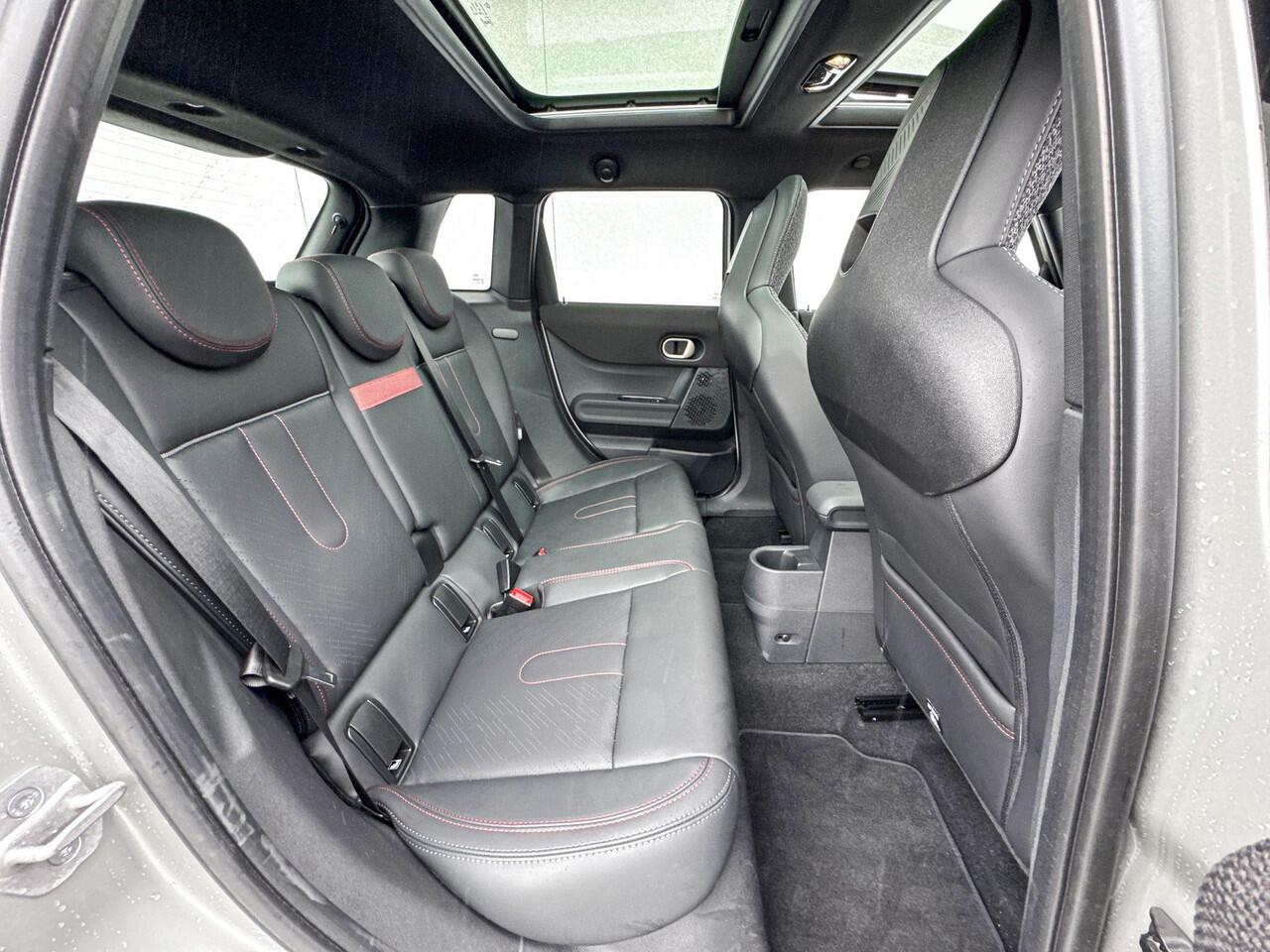 Mini COOPER 5-deurs 1.5 Cooper C John Cooper Works Pakket M