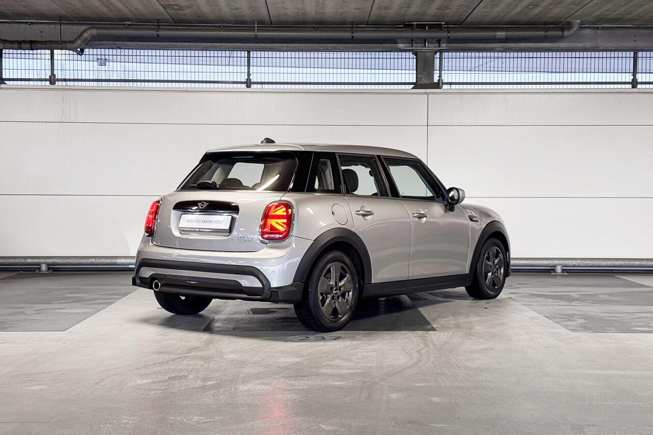 Mini COOPER 5-deurs 1.5 Classic
