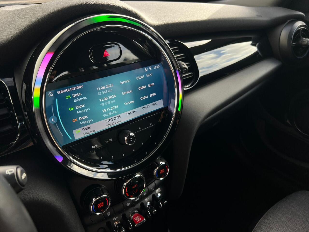 Mini COOPER 1.5 Business Edition NL AUTO | DEALER ONDERH | UNION JACK | CARPLAY
