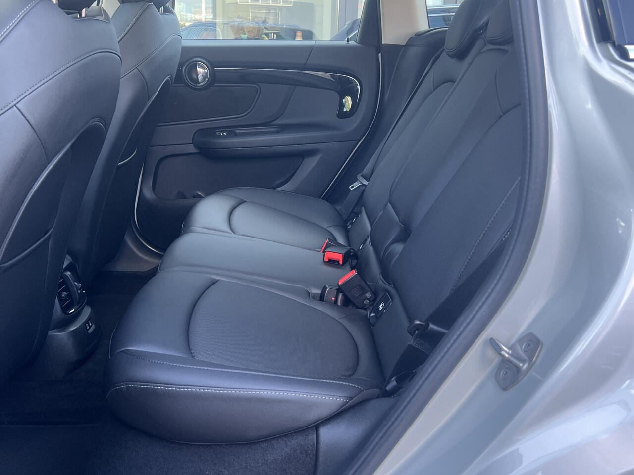 Mini COUNTRYMAN Mini 2.0 Cooper SE ALL4 Navi Prof Panoramadak Elek Sportstoelen Leer Keyless Carplay Stoelverwarming Harman Kardon ACC Camera Head-UP Adaptieve Led 18 Inch Plug In Hybride