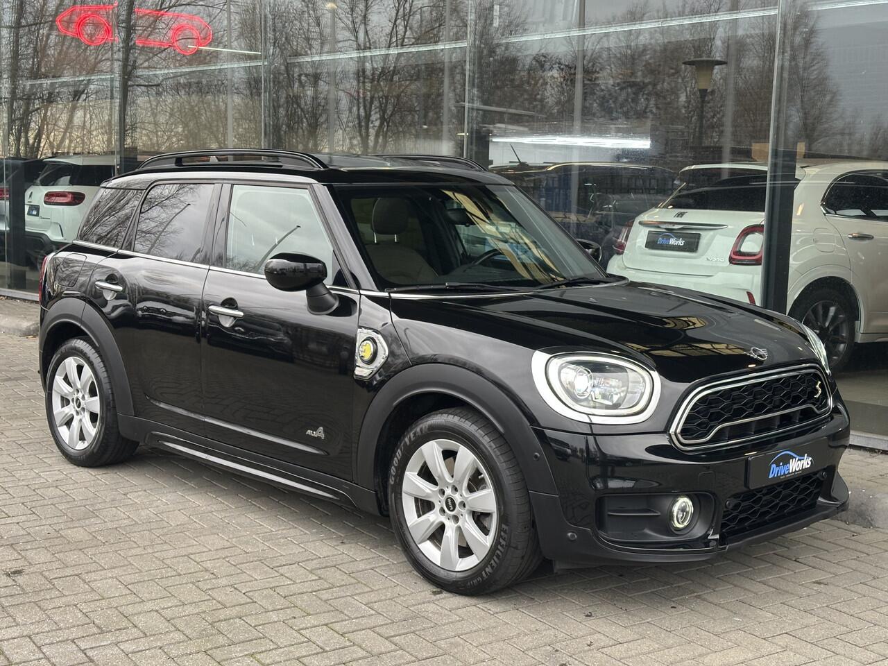 Mini COUNTRYMAN Mini 2.0 Cooper S E ALL4 Chili | Leer | Panorama | Key-less | Winter-pakket | Interesse, Proefrit? Bel of app met: 06-24 28 28 42
