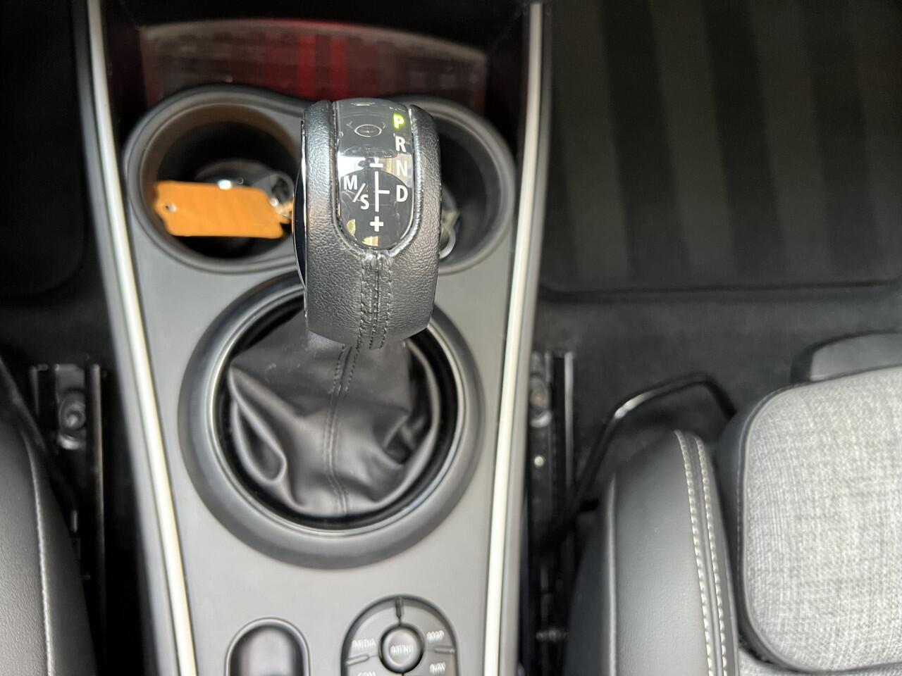 Mini COUNTRYMAN Mini 2.0 Cooper S E ALL4 Open dak Dealeronderhouden Navigatie