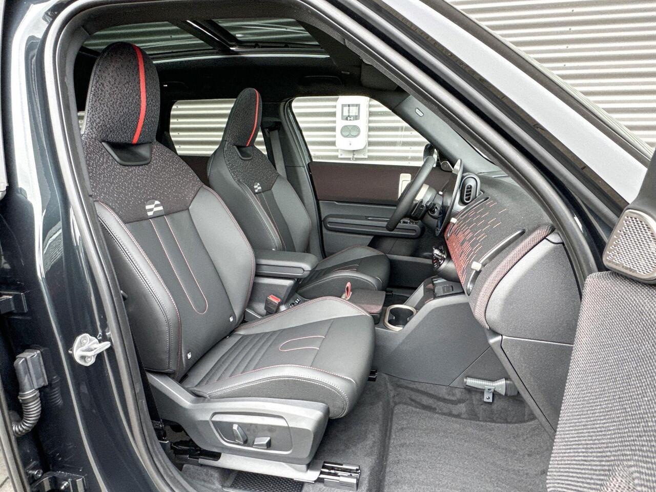 Mini COUNTRYMAN C John Cooper Works Uitvoering / Pakket XL / Elektrische trekhaak