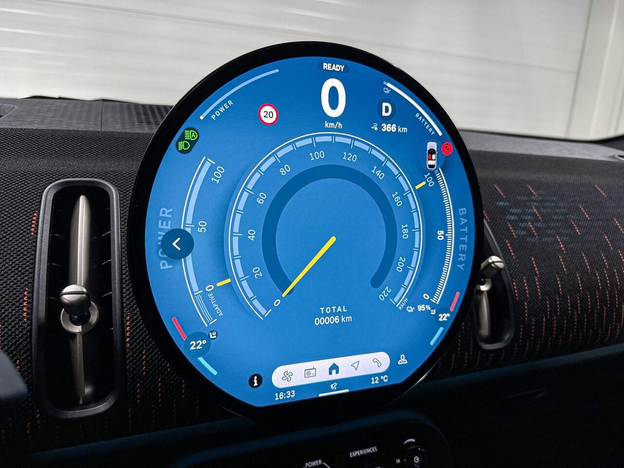 Mini COUNTRYMAN SE All4 | John Cooper Works Uitvoering | Pakket XL | 19"JCW Runway Spoke Jet Black | Selections