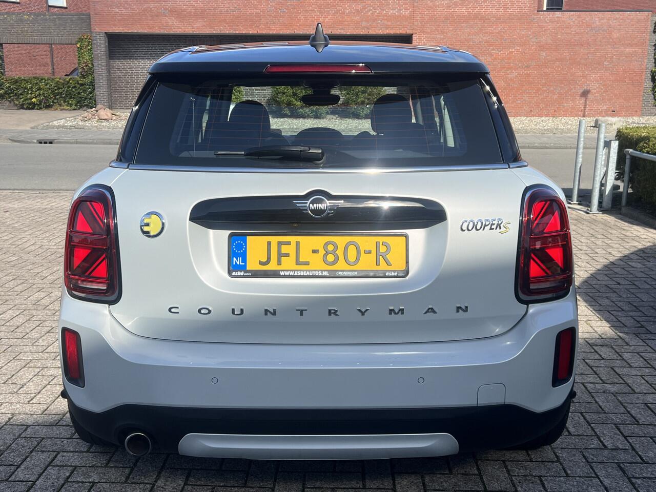 Mini COUNTRYMAN Mini 2.0 Cooper SE ALL4 Navi Prof Panoramadak Elek Sportstoelen Leer Keyless Carplay Stoelverwarming Harman Kardon ACC Camera Head-UP Adaptieve Led 18 Inch Plug In Hybride