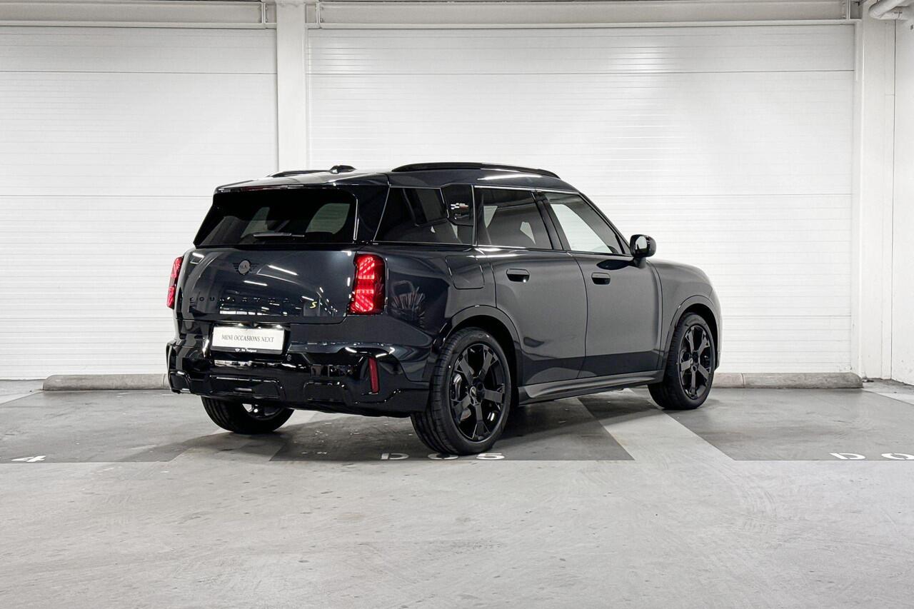 Mini COUNTRYMAN SE All4 | John Cooper Works Uitvoering | Pakket XL | 19"JCW Runway Spoke Jet Black | Selections