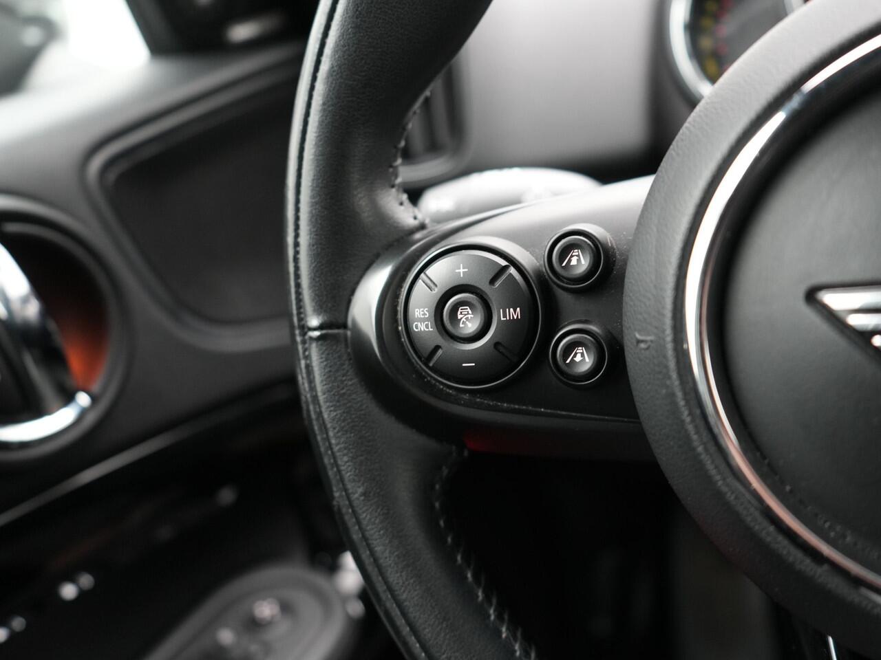 Mini COUNTRYMAN 2.0 Cooper S E ALL4 Plug in Hybrid 225pk Dealer O.H. PHEV | Panodak | Adaptive Cruise | Head Up | Harman & Kardon | Lederen Sportstoelen Verwarmd | Camera | Apple Carplay | Navigatie | Virtual | DAB |