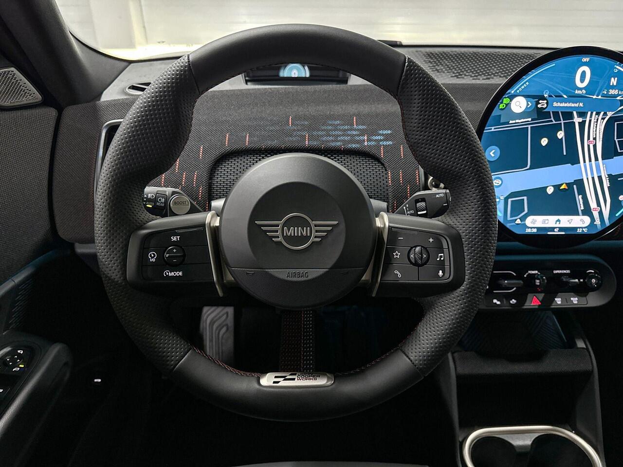 Mini COUNTRYMAN SE All4 | John Cooper Works Uitvoering | Pakket XL | 19"JCW Runway Spoke Jet Black |