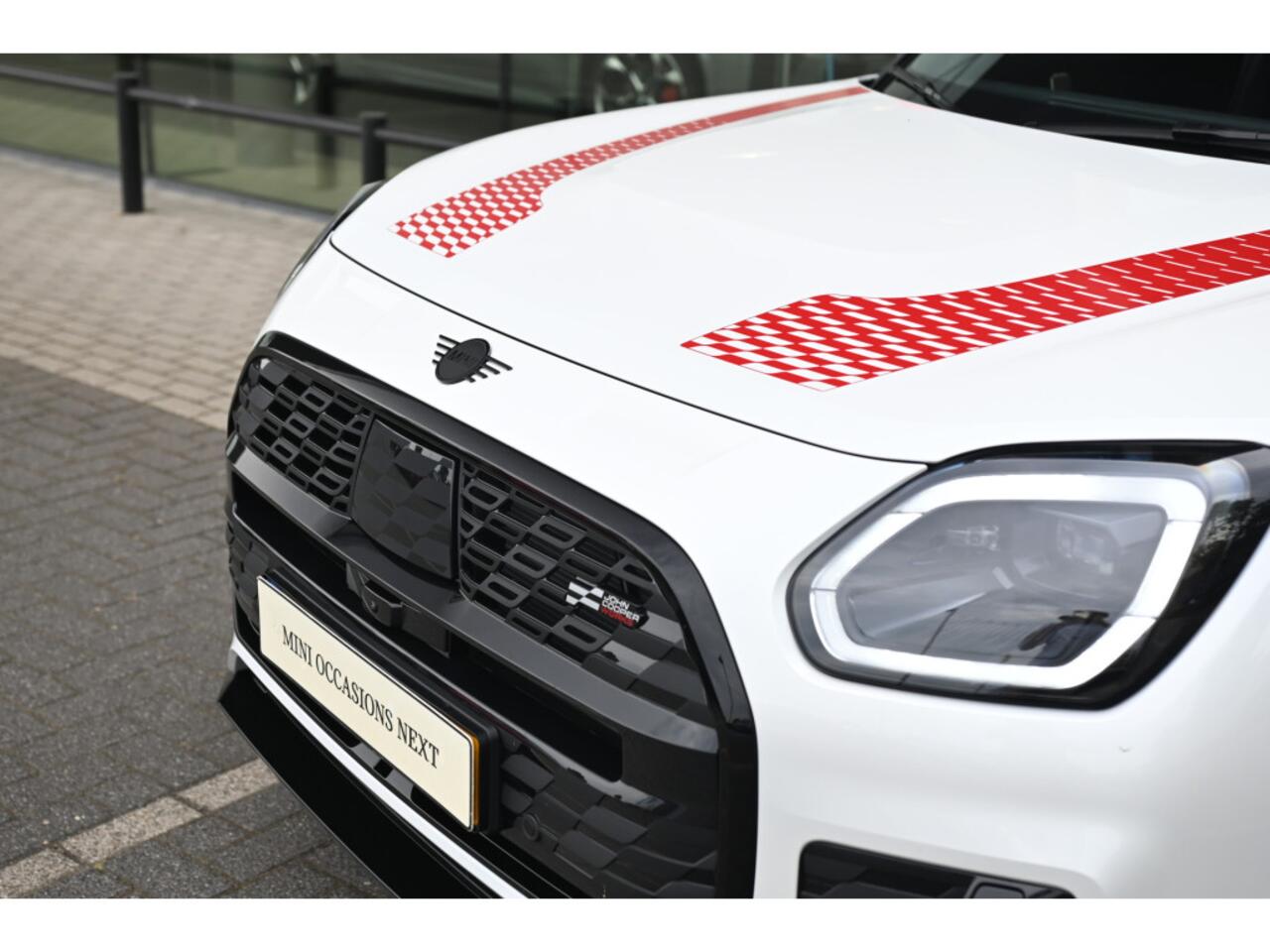 Mini COUNTRYMAN E / John Cooper Works / Pakket L / 20" John Cooper Works Flag Spoke 2-tone