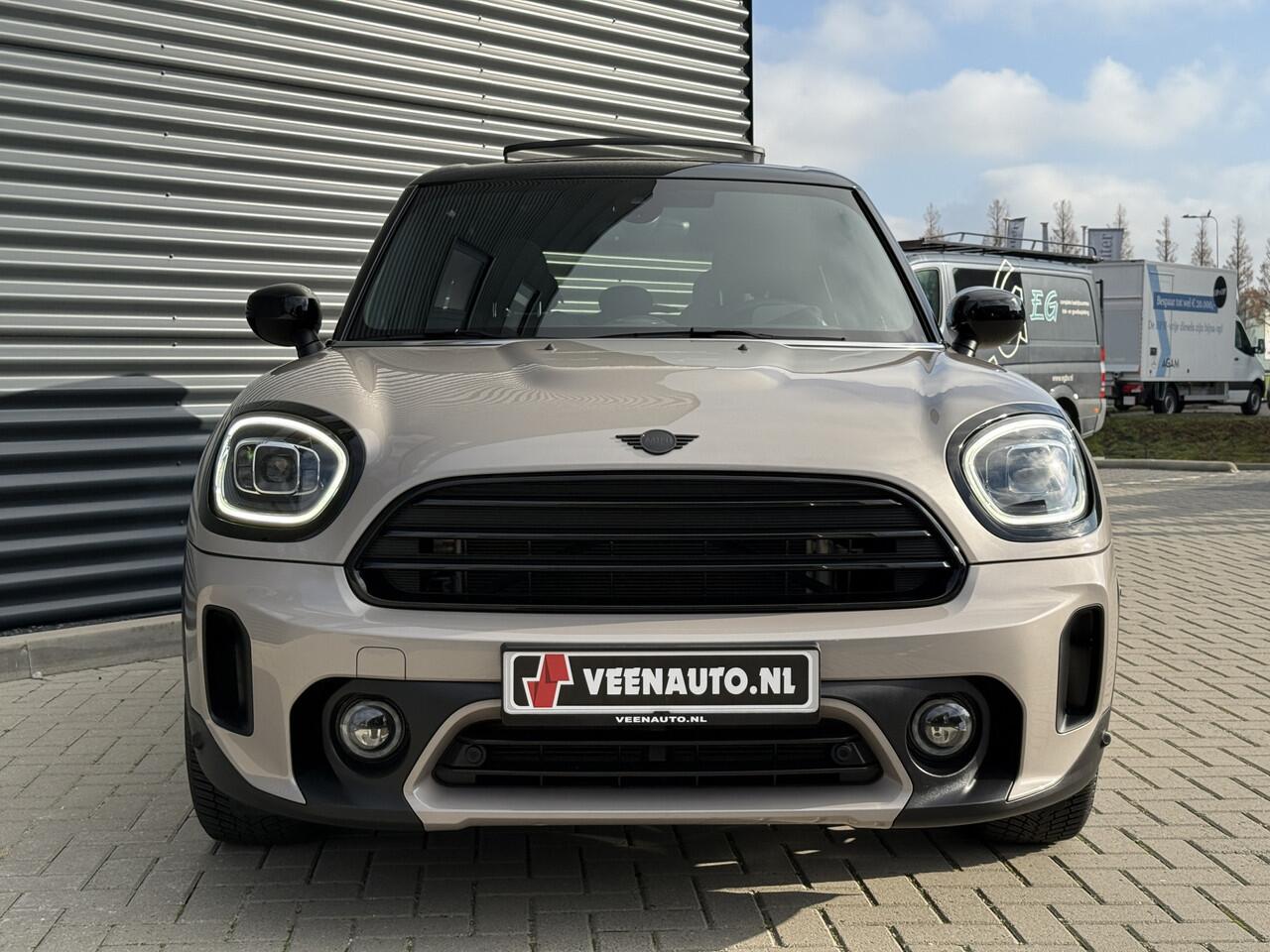 Mini COUNTRYMAN 1.5 ALL4 Cooper Yours Pano/Camera/Leder
