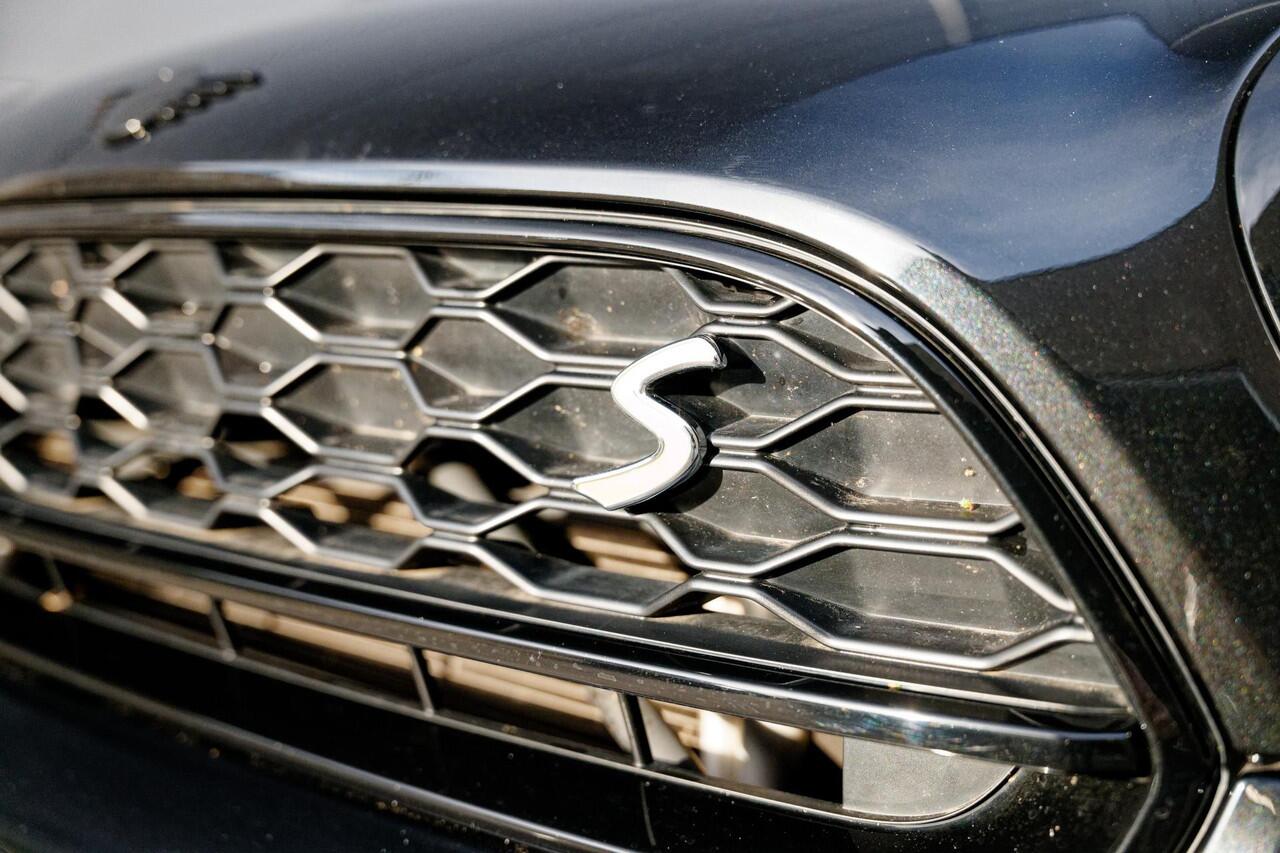 Mini COUNTRYMAN Mini 1.5 Cooper S E ALL4 ALL4 Panoramadak, Black Pack