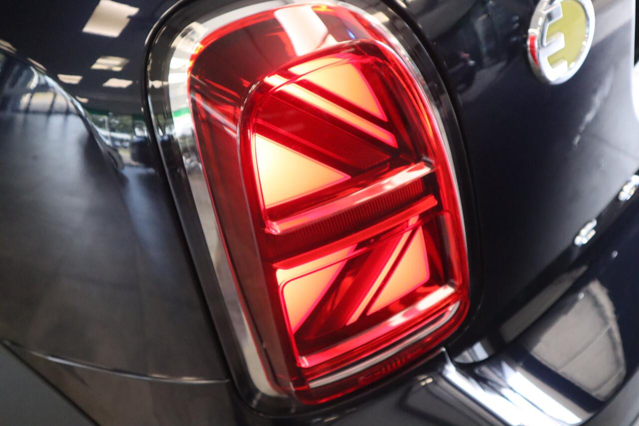 Mini COUNTRYMAN Mini 2.0 Cooper S E ALL4 Untamed Edition Panoramadak Navigatie Full-led