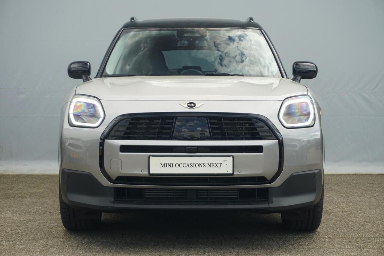 Mini COUNTRYMAN C / Classic Uitvoering / Pakket L / 19'' LM Velgen /