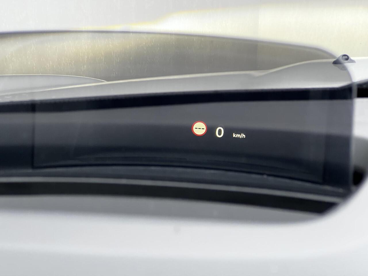 Mini COUNTRYMAN 1.5 Cooper S E ALL4 PHEV MINI Yours Automaat / Dealer onderhouden / Leder / Schuifdak / Elektrische stoelen / Harman Kardon / Adaptieve CC / HUD / Achteruitrijcamera / Parkeer assistent / Apple Carplay Android /