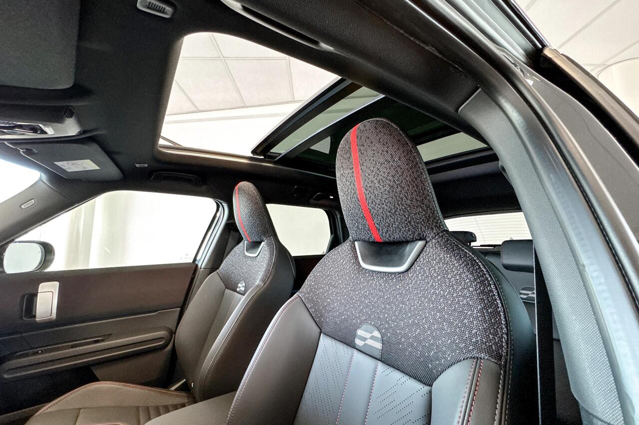 Mini COUNTRYMAN E John Cooper Works XL | Selections | Glazen Panoramadak | Harman Kardon | Head-up Display | Stoelverwarming |