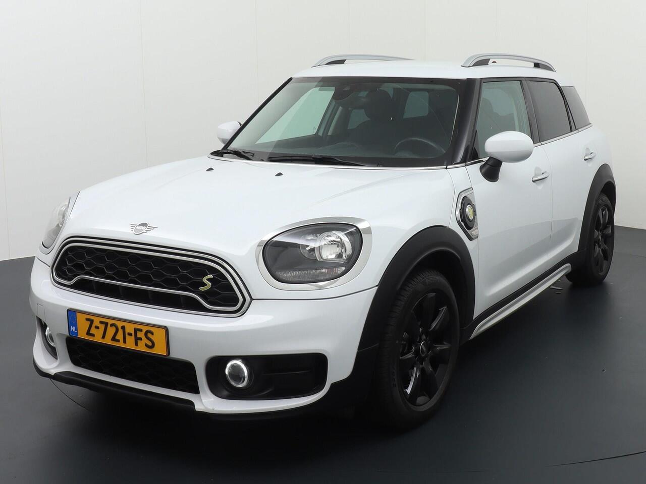 Mini COUNTRYMAN 2.0 Cooper SE Hybrid ALL4 Pepper