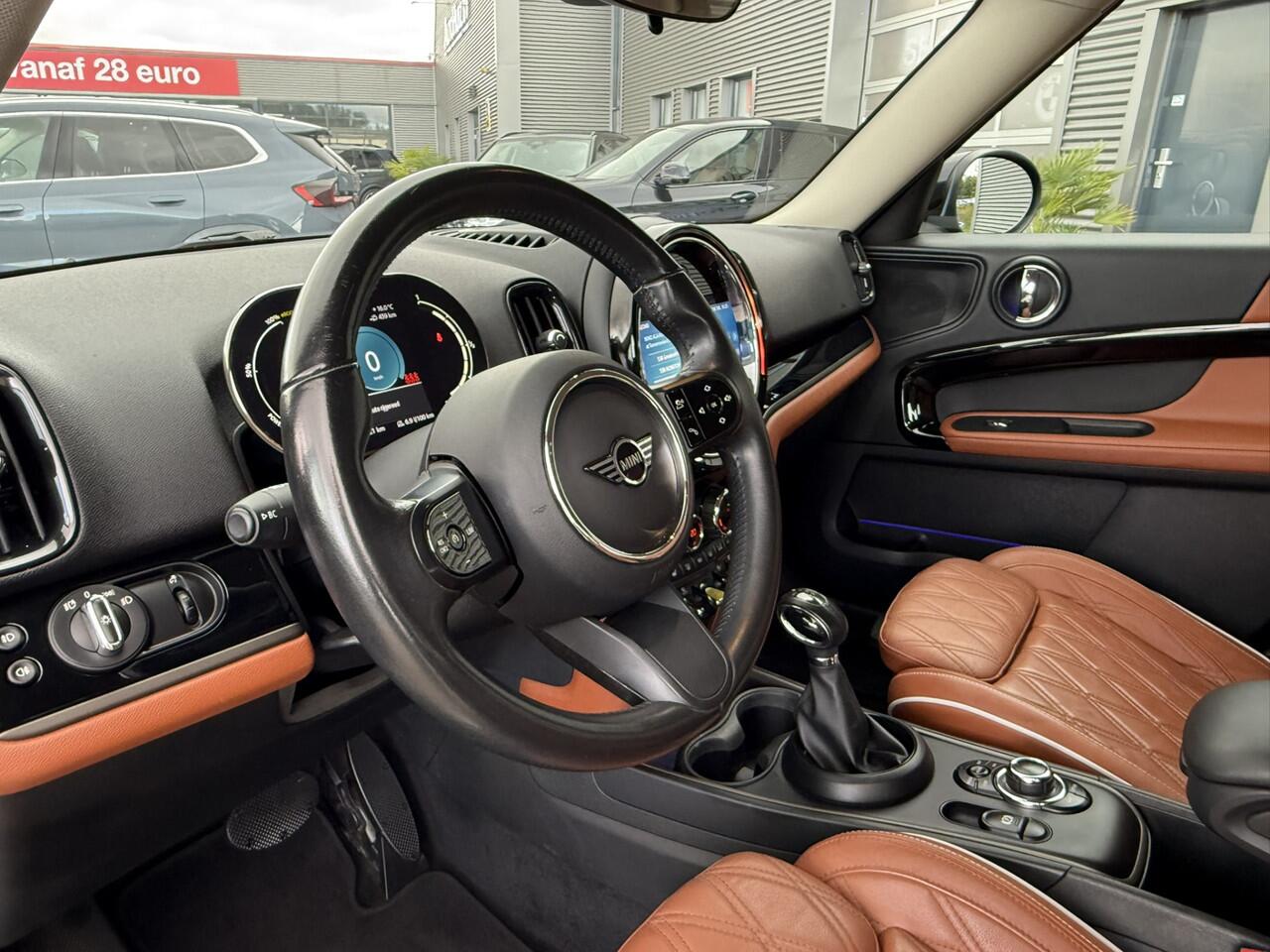 Mini COUNTRYMAN Mini 2.0 Cooper S E ALL4 Classic Leer Cruise Control Navigatie Carplay PDC Stoelverwarming Voorruitverwarming