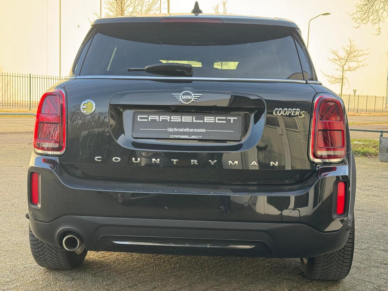 Mini COUNTRYMAN 2.0 Cooper SE ALL4 HARMAN/KARDON PANORAMADAK HEAD-UP ELECTR STOEL en MEMO, Vol Opties Neem contact op en we maken een afspraak!