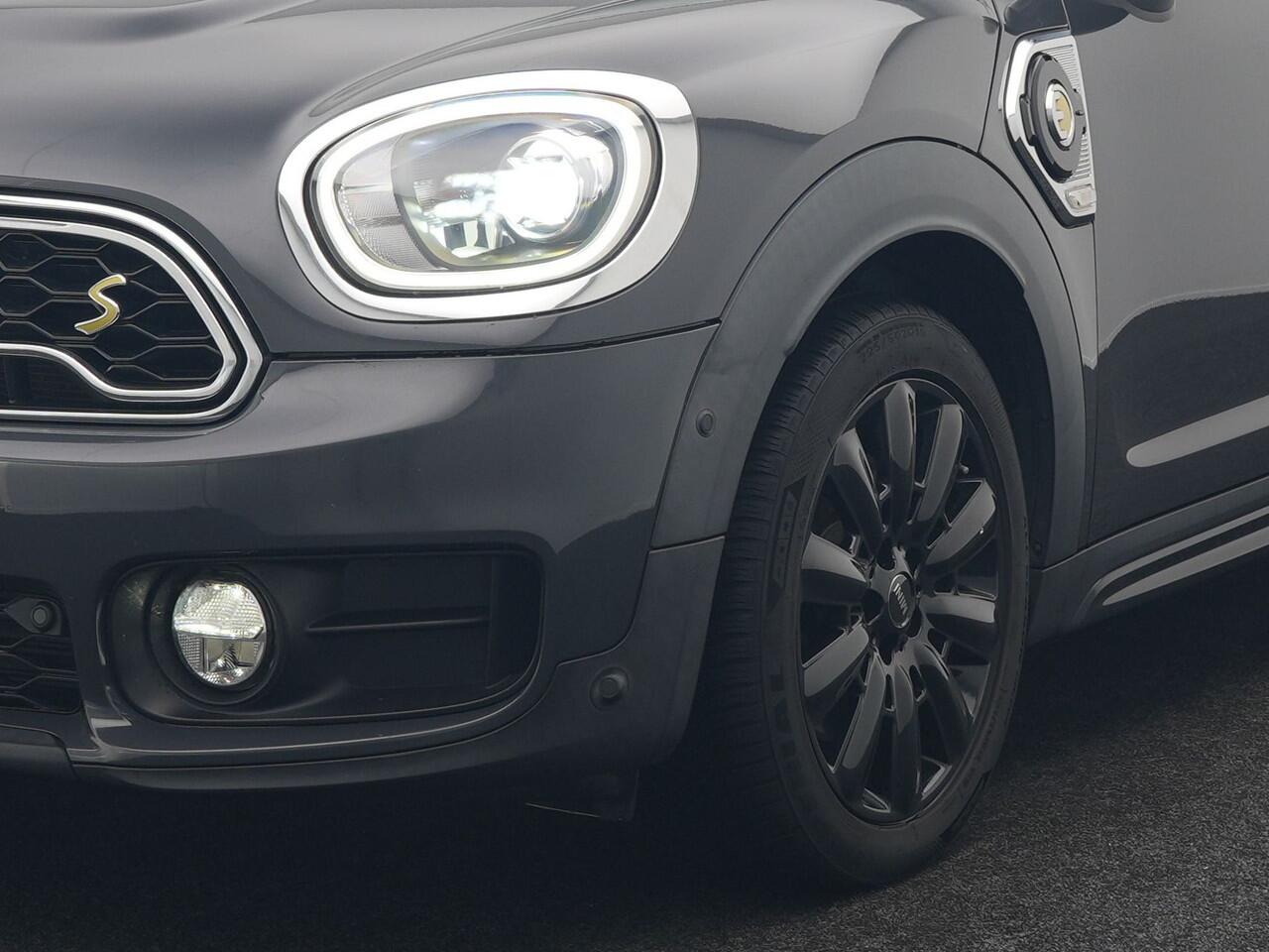 Mini COUNTRYMAN 2.0 Cooper S E ALL4 Plug in Hybrid 225pk Dealer O.H. PHEV | Panodak | Adaptive Cruise | Head Up | Harman & Kardon | Lederen Sportstoelen Verwarmd | Camera | Apple Carplay | Navigatie | Virtual | DAB |
