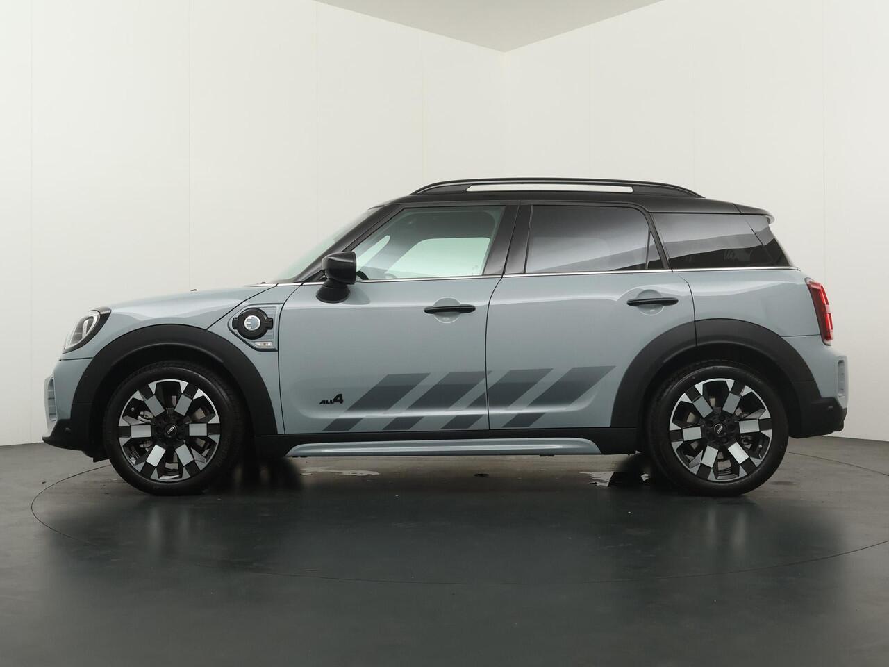 Mini COUNTRYMAN Cooper SE ALL4 Untamed Edition | Stoelverwarming | Panoramadak | Leder | Achteruitrijcamera