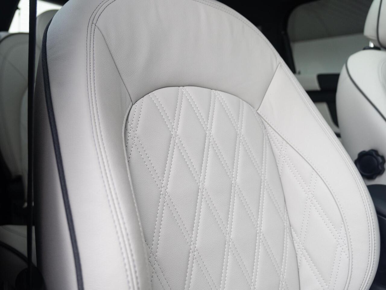 Mini COUNTRYMAN Cooper Aut. Chili + Serious Business + Chester leder + Glazen Panoramadak