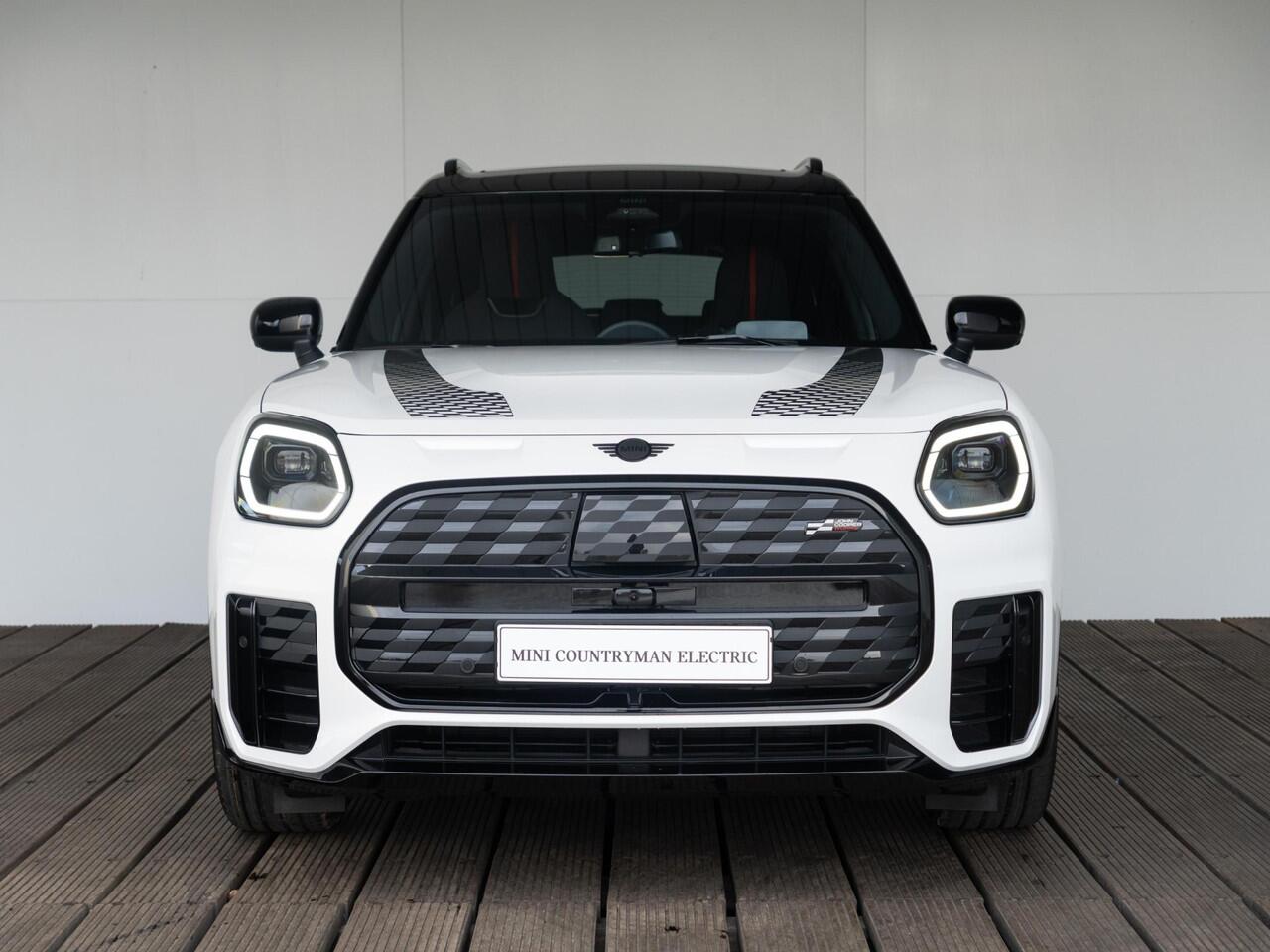 Mini COUNTRYMAN E John Cooper Works Uitvoering | Pakket M | Harman Kardon | Trekhaak | Panoramadak