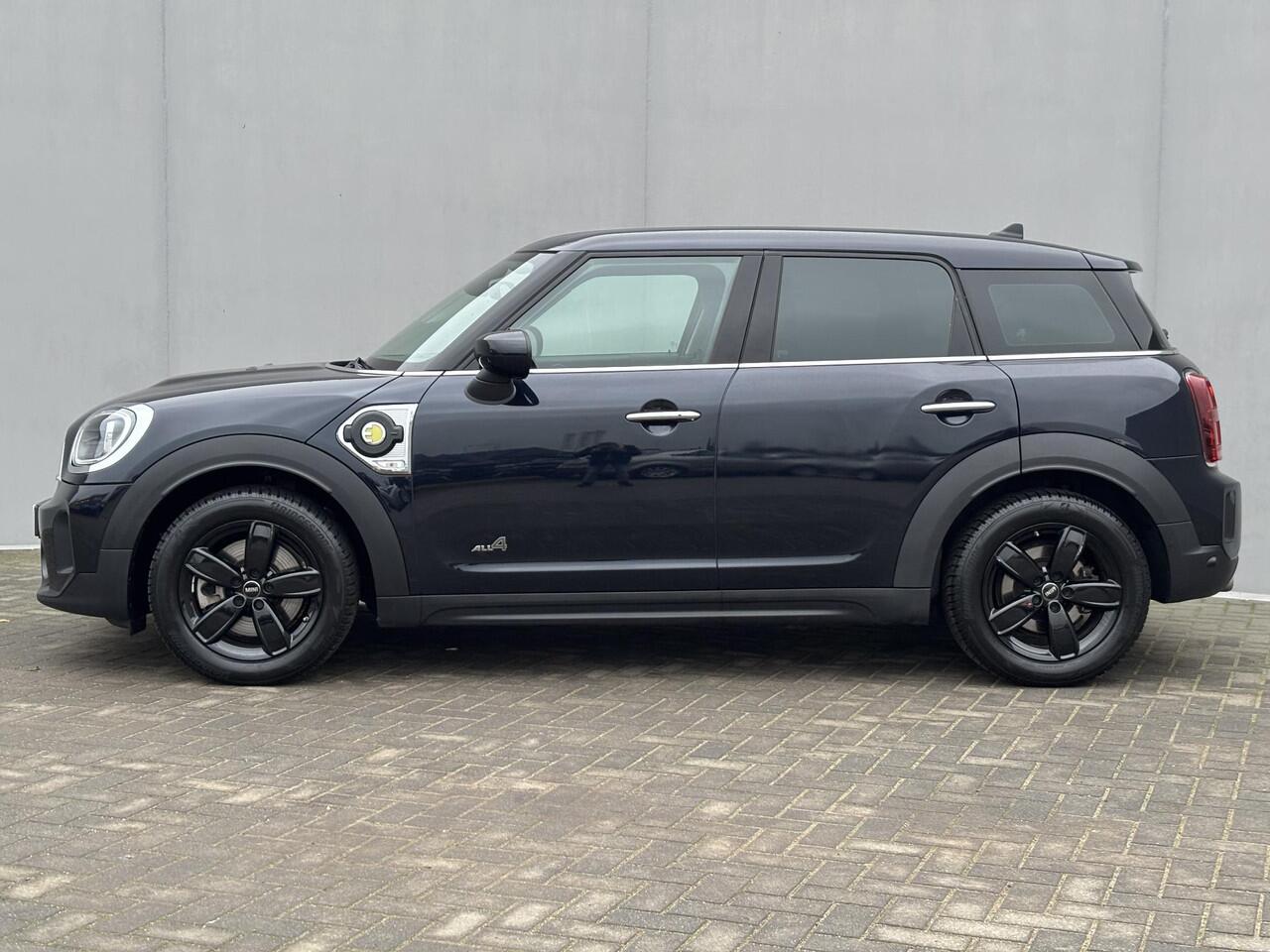 Mini COUNTRYMAN Cooper S E ALL4 Untamed Edition PHEV / Dealer Onderhouden / HUD / Navigatie / Apple Carplay & Android Auto / Stoelverwarming / Cruise / Clima /
