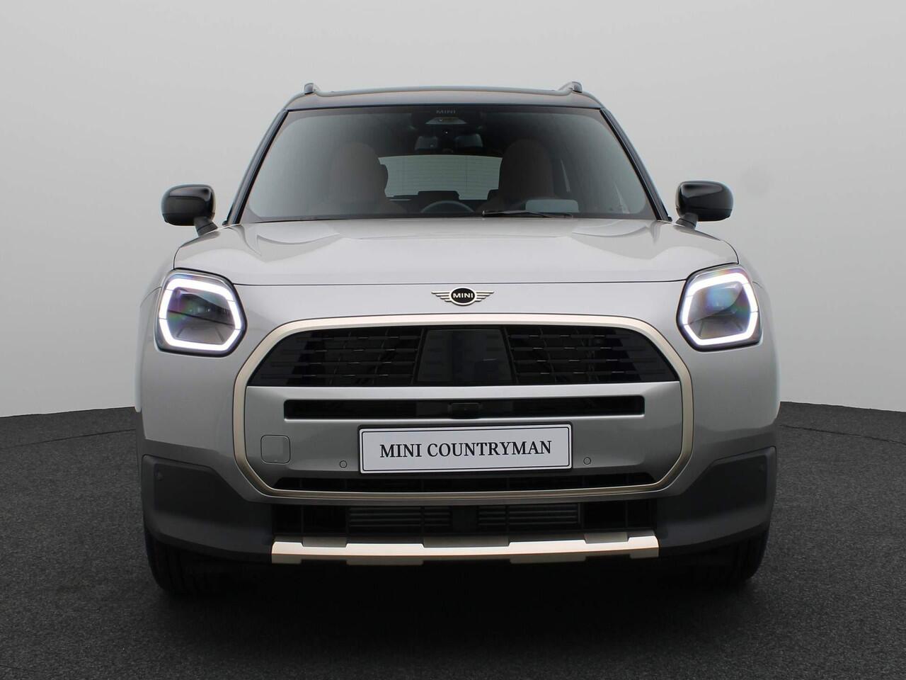 Mini COUNTRYMAN C | Favoured Trim + Package L + Glazen panoramadak + Harman Kardon + Driving Assistant Plus + Driving Assistant + Comfort Acces