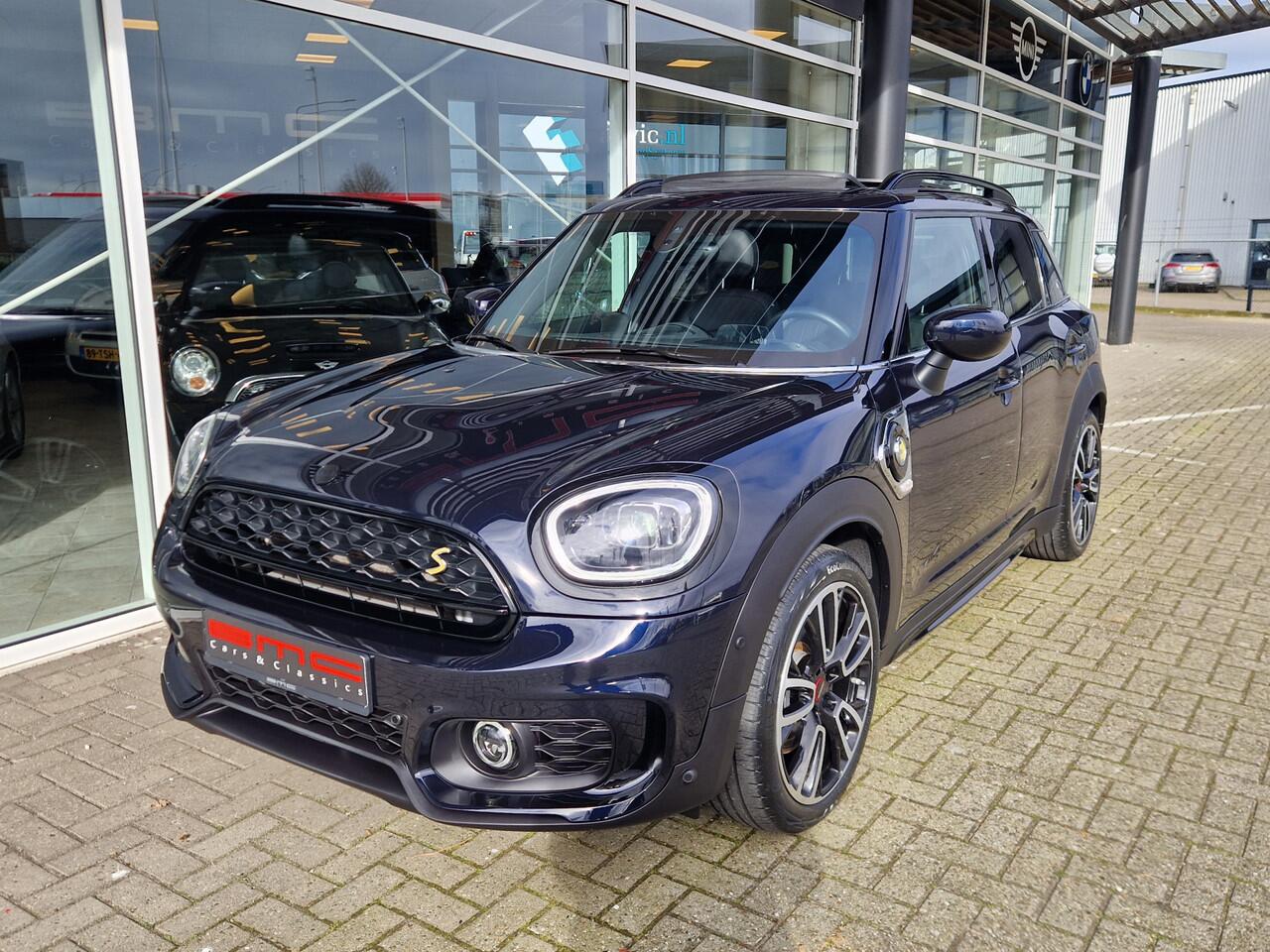 Mini COUNTRYMAN Mini 2.0 Cooper S E ALL4 John Cooper Works Panorama ACC HUD HK VOL!