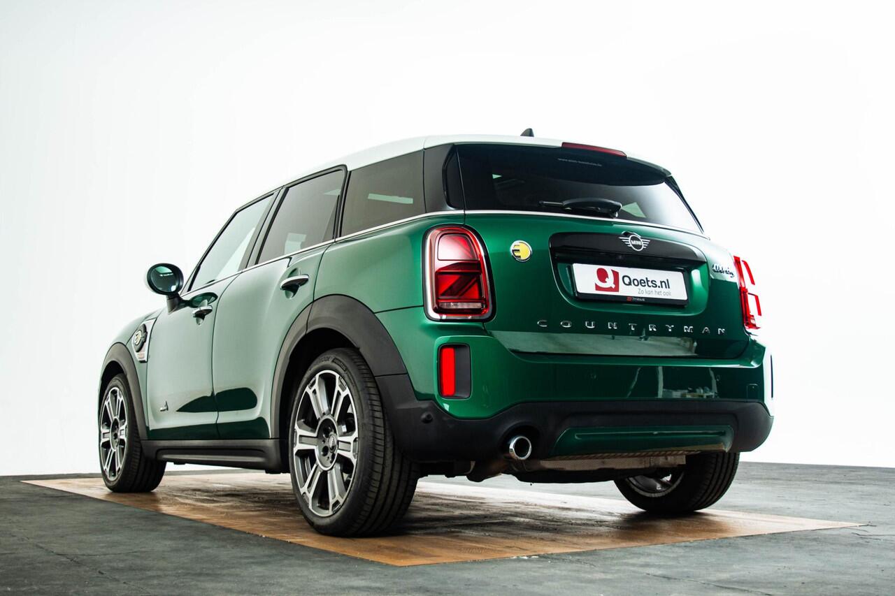 Mini COUNTRYMAN Cooper SE ALL4 Panoramadak - Elektrisch verwarmbare/verstelbare stoelen - Comfort acces - Driving/Parking Assistant - Harman Kardon - Head up - Active Cruise Control - Binnenlichtpakket -