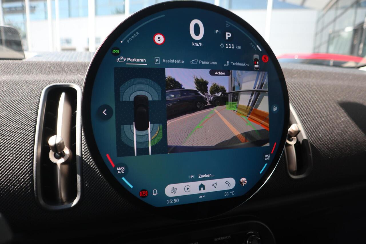 Mini COUNTRYMAN C Classic | Pakket M | Stoel- en Stuurverwarming | Comfort Access | Panorama Dak | Trekhaak | Head-Up