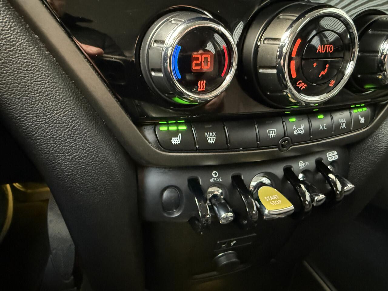 Mini COUNTRYMAN 2.0 Cooper SE ALL4 Camera/Navi/LED