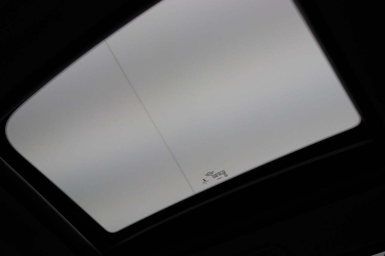 Mini COUNTRYMAN Mini 2.0 Cooper S E ALL4 Leer, Panoramadak, Head-Up, Virtual Cockpit, Apple Carplay, Cruise, 17''