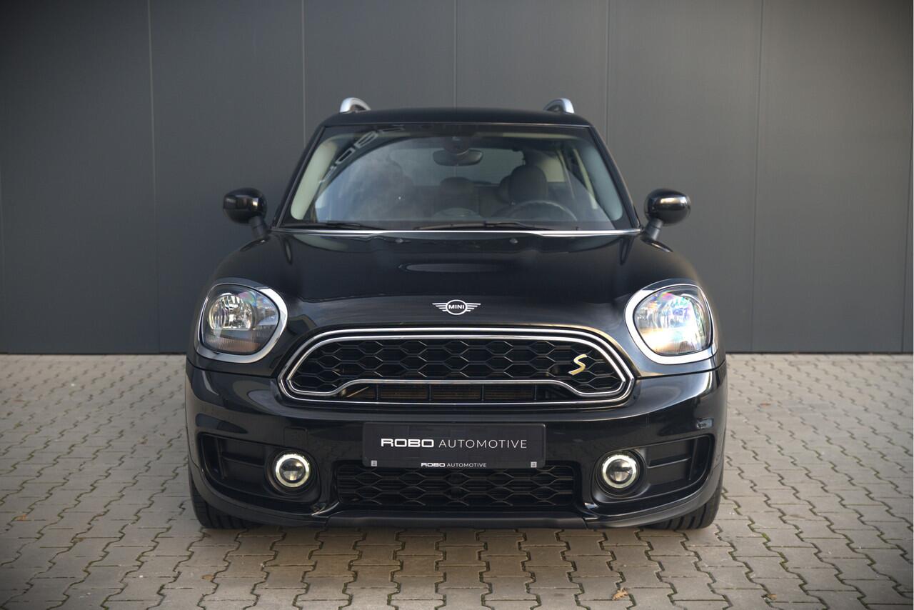 Mini COUNTRYMAN Mini 2.0 Cooper S E ALL4 | Stoelverwarming | Parkeersensoren | Apple Carplay | Navigatie | Keyless | Ambiance Verlichting | Climate Control |