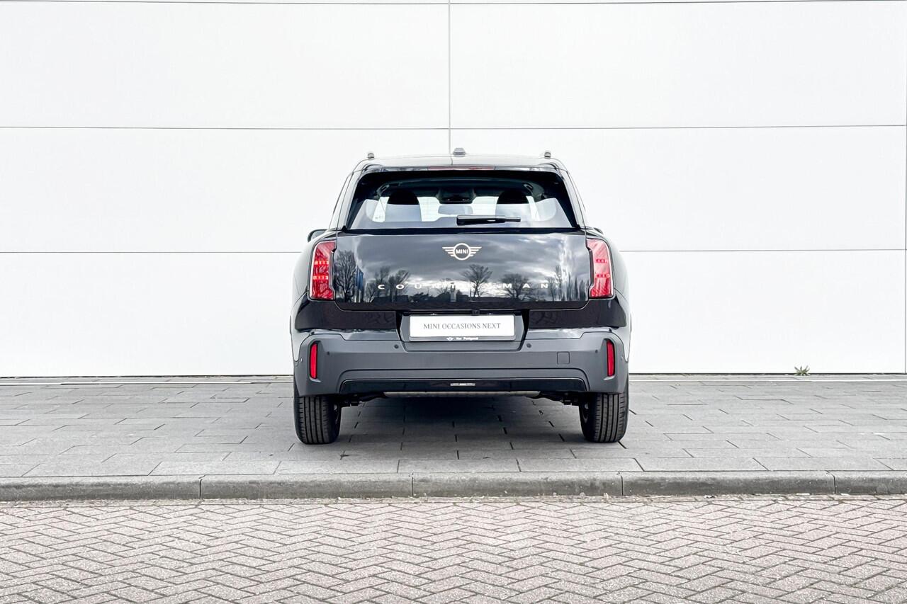 Mini COUNTRYMAN C Essential XS Essential Trim | Pakket XS |