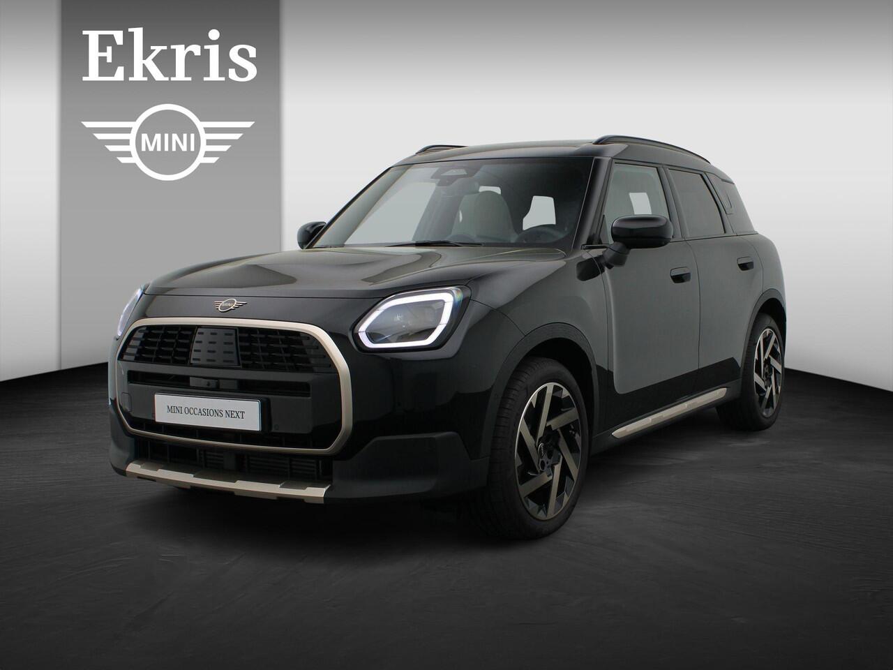 Mini COUNTRYMAN C Favoured Trim + Pakket L + Panorama dak + Harman Kardon + Camera + 19''