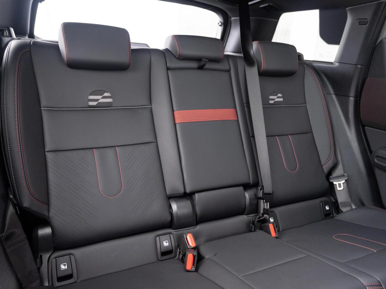 Mini COUNTRYMAN SE JCW + XL pakket + Trekhaak + Adaptieve Cruise + 360 camera