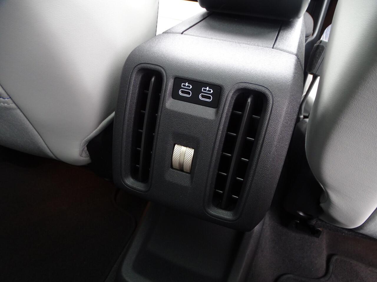 Mini COUNTRYMAN Mini 1.5 C Classic M Elek.Trekhaak Pano.Dak Led Driv.Ass. Head-up 18" LM Velgen