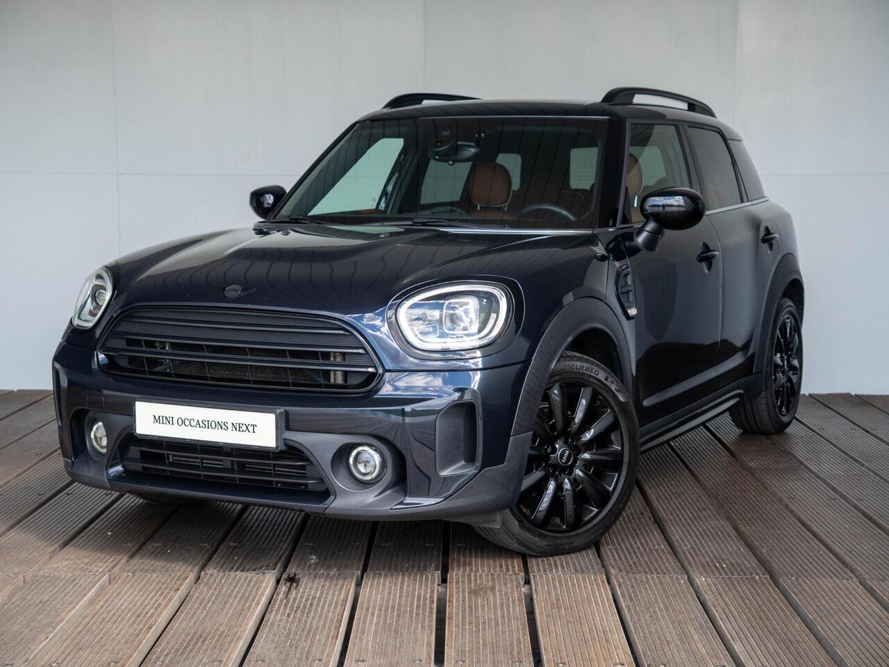 Mini COUNTRYMAN Cooper Aut. Business + Comfort Plus + Stuur en stoelverwarming